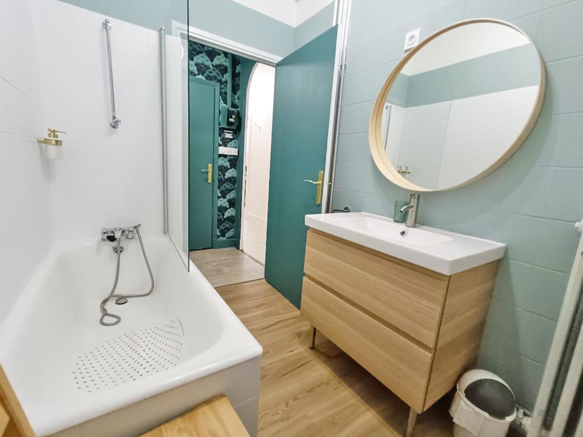 Apartmán Le Telecab', T5, Wifi, Cave, Ascenseur, 8 Personnes Bagnères-de-Luchon Exteriér fotografie